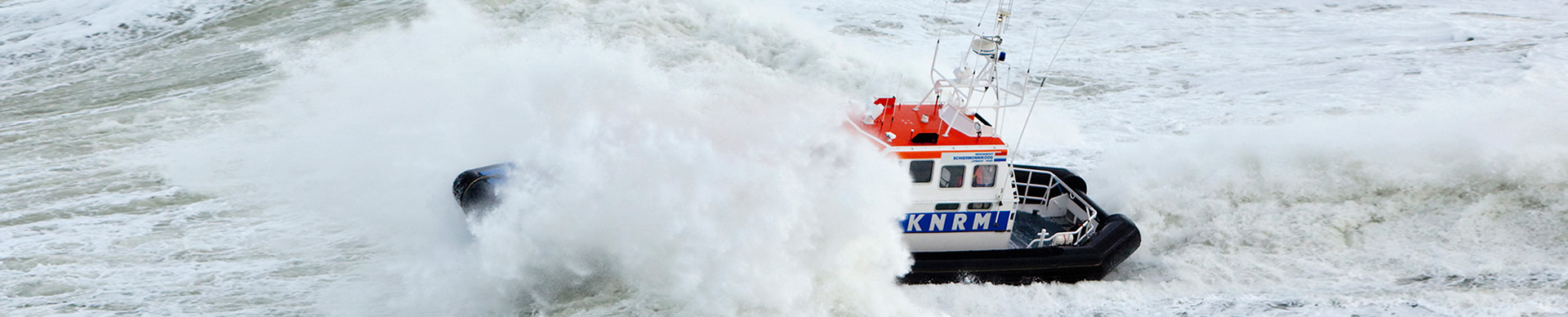 KNRM reddingboot in de branding